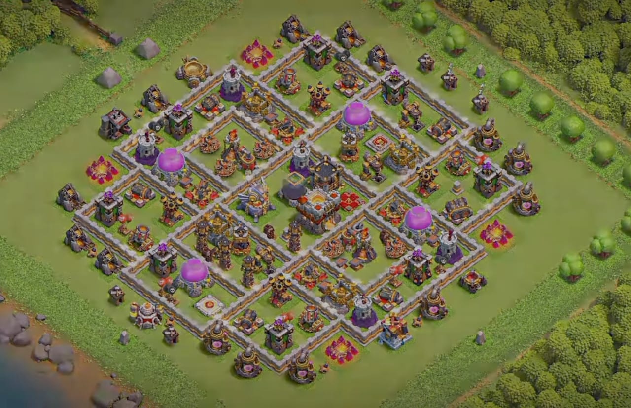 Town Hall 11 Trophy Base Link