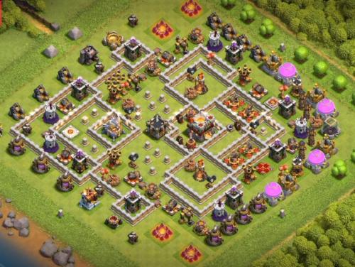 Town Hall 11 Trophy Base Link